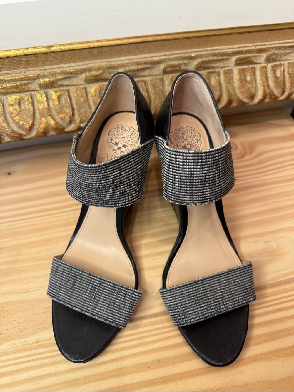 Vince Camuto Black Sandals with Textured Gray Straps